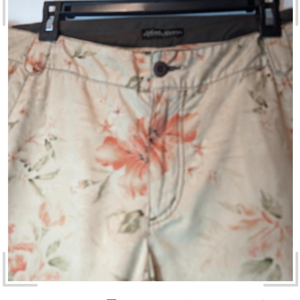 Pre-owned Men's Floral Beige Shorts - Picture 3 of 5
